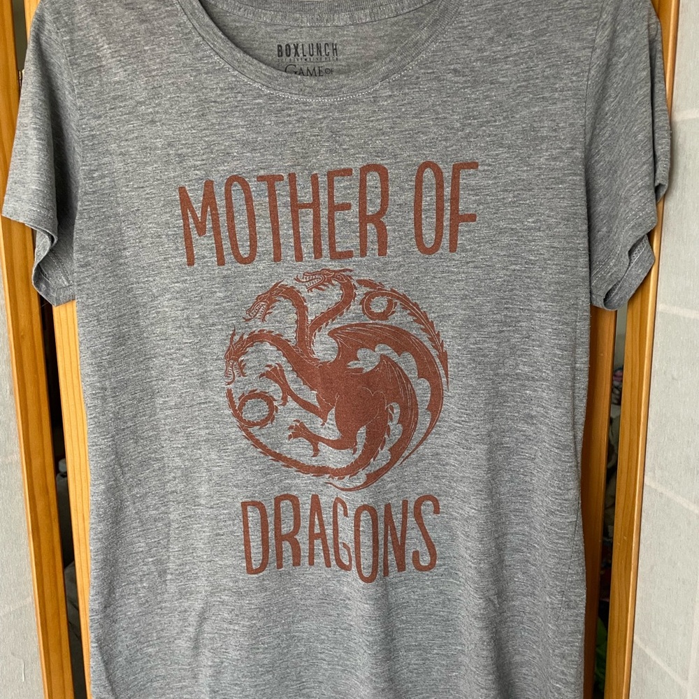 Game of Thrones Mother of Dragons Box Lunch T-Shirt, M